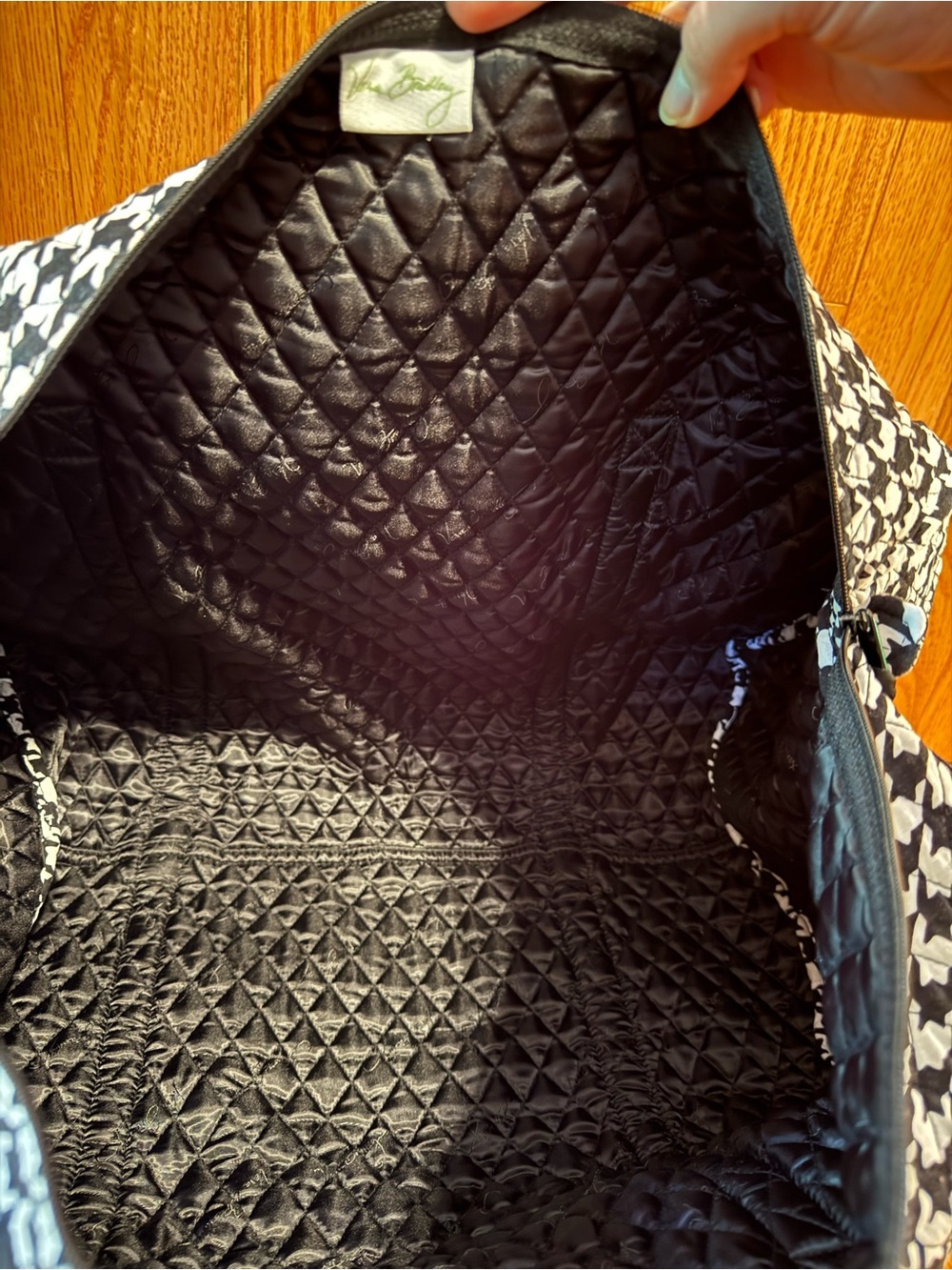 Vera Bradley Large Duffel Bag: Houndstooth - Picture 5 of 7